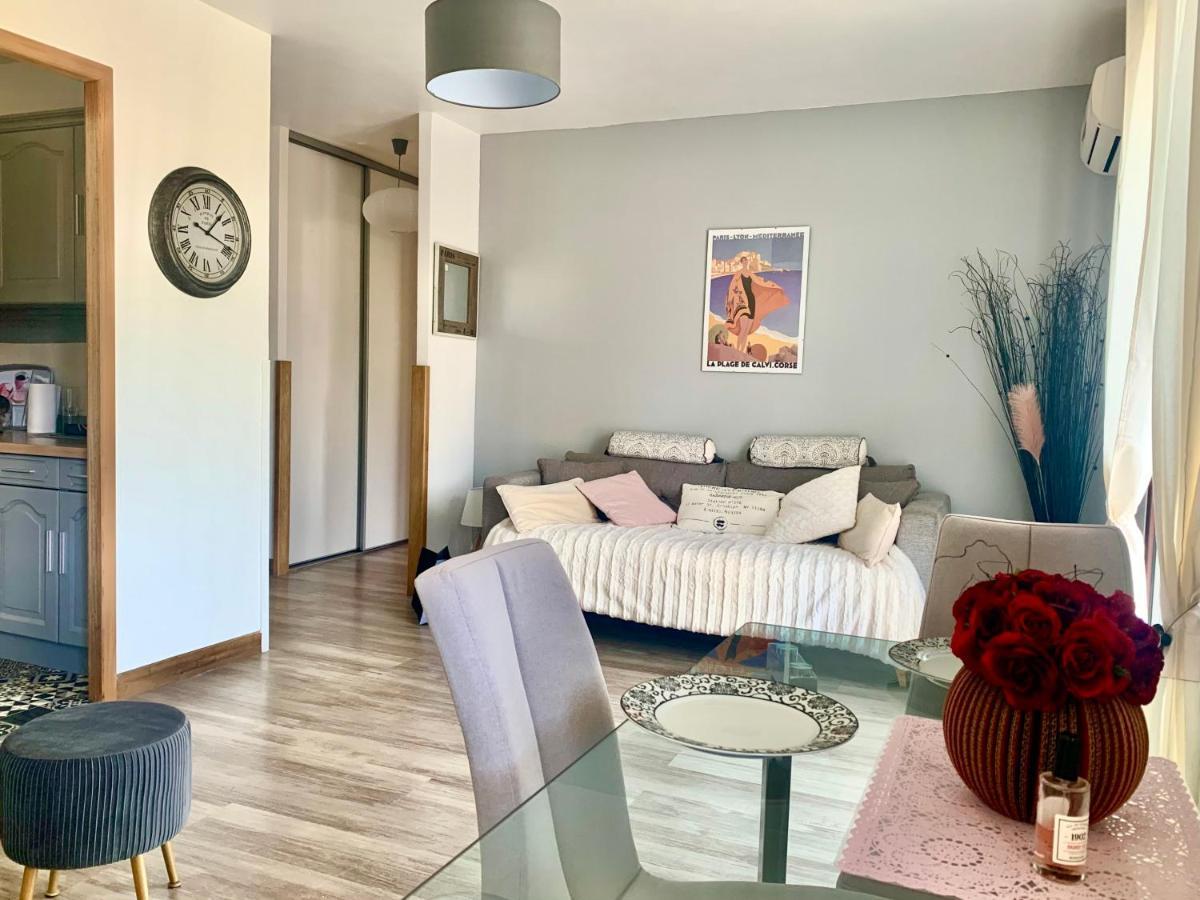 Appartement Les Collines Калви Екстериор снимка